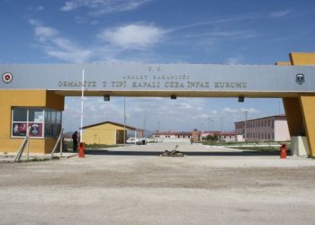 Osmaniye Cezaevi’nde kolonlar zarar gördü: Ölüme terk edildik