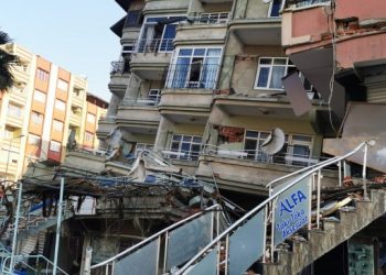 Karabudak: İktidar demografik yapıyı bozmak istiyor