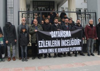 Êlih’ten yüzlerce gönüllü deprem bölgesinde çalışıyor