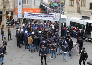 Kadıköy’de yürüyüş: Deprem değil rantçı düzeniniz öldürdü
