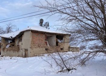90 yaşındaki Elif Ana 2 gündür enkazın altında