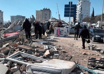 Amed’ten 60 mühendis ve 300 kişilik gönüllü ekip Mereş ve Semsûr’a gitti