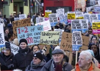 İngiltere’de genel grev: 500 bin kişi katıldı