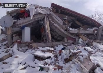 Enkazdan çıkan aile anlattı: AFAD değil akrabalar yetişti