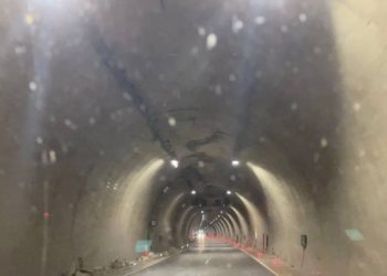 Erkenek Tüneli’nin bir tüpü hasara rağmen açık tutuluyor