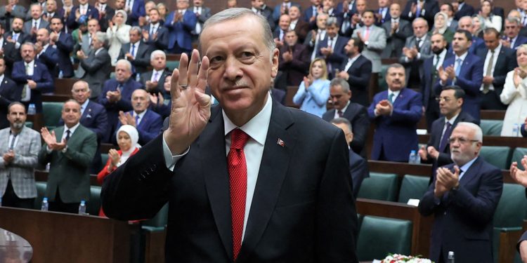 7 saat süren toplantının ayrıntıları ortaya çıktı: ''Erdoğan seçim tarihini açıklayacak, liste hazırlıkları başladı'