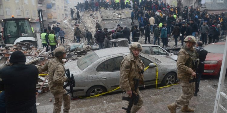 7.5 şiddetinde bir deprem daha