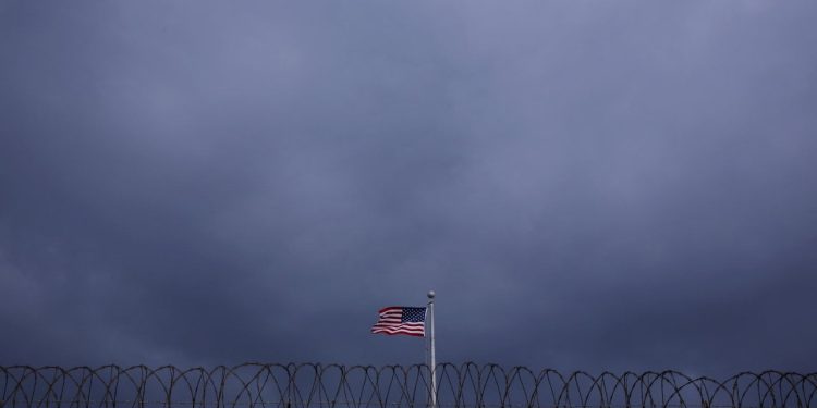 ABD, Guantanamo hapishanesinden Pakistanlı iki kardeşi serbest bıraktı