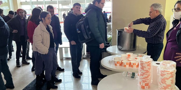 ABD'de bir STK'dan depremzedelere 10 milyon dolarlık yardım