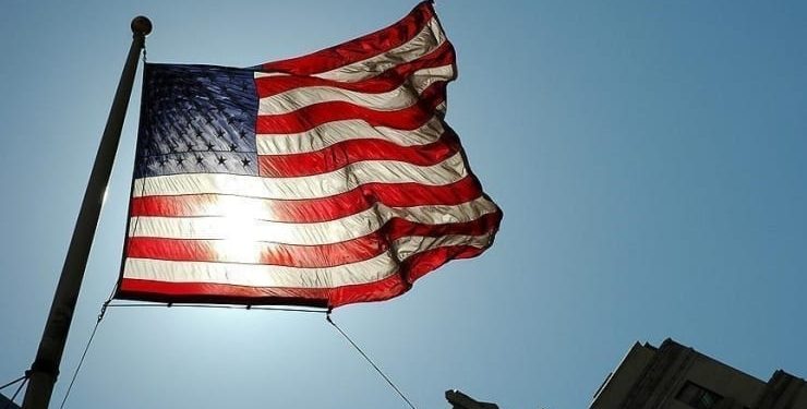 ABD Hazine Bakanlığı Müsteşarı Brian Nelson, Türkiye’nin Rusya’yla ilişkilerinden dolayı yaptırım gelebileceğini, G7 pazarına erişimin kaybedilebileceğini söyledi.