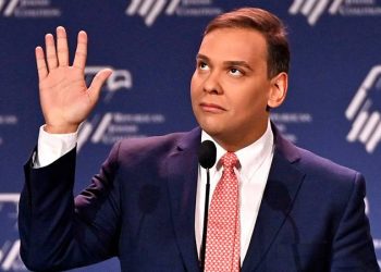 ABD’li senatörün diploma yalanı istifa getirdi!