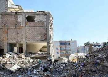 AFAD, Kahramanmaraş merkezli depremlerde, 42 bin 310 kişinin hayatını kaybettiğini açıkladı.