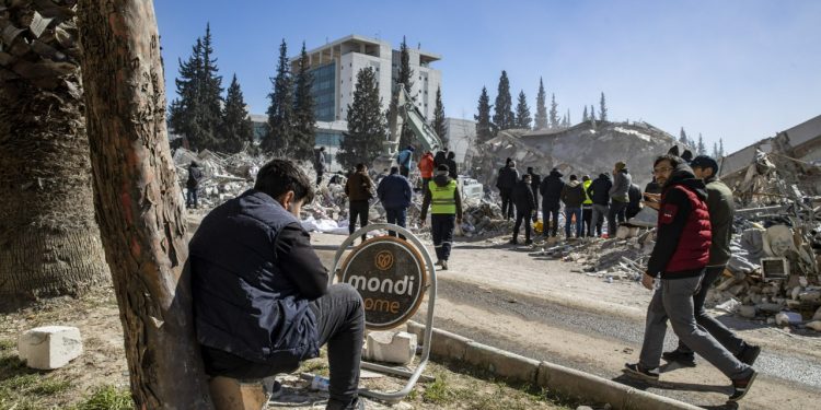 AFAD, 'acil ihtiyaçları' açıkladı: İşte deprem bölgesinde en çok ihtiyaç duyulan malzemeler