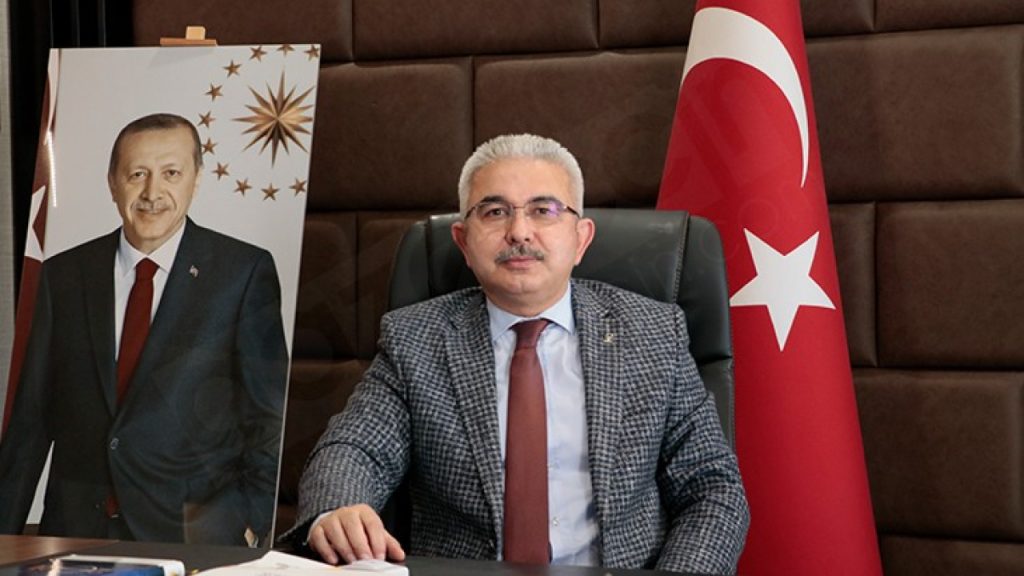 AK Parti’li İlçe Başkanı Şahin Avşaroğlu’nun yaptığı tüm binalar çöktü