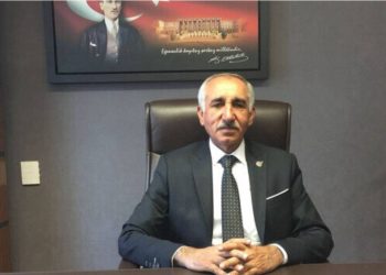 AKP Adıyaman Milletvekili Yakup Taş ve ailesi enkaz altında