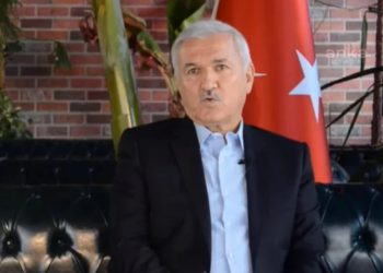 AKP kurucularından Albayrak: Yakında partiden istifalar başlayacak