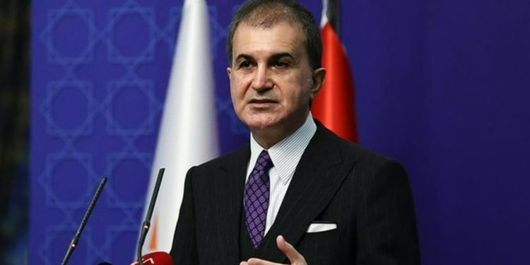 AKP'li Çelik: 'İğneyle kuyu kazar gibi çalışma yapılıyor'