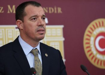 AKP'li Özşavlı: Bu sefer kurtuluş değil, kuruluş savaşı vereceğiz