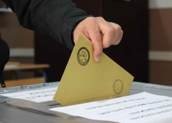 AKP'li yetkili: Teknik altyapı sağlanırsa seçim 14 Mayıs'ta