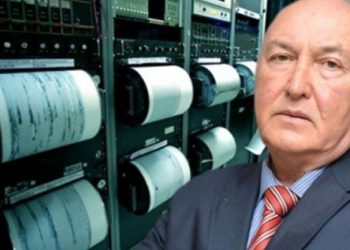 Ahmet Ercan: Böyle bir irkitilmiş deprem işleyişi ilk defa oluyor