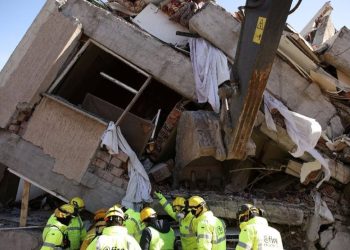 Aile Bakanlığı: Deprem bölgesinde refakatçisi olmayan bin 464 çocuk var