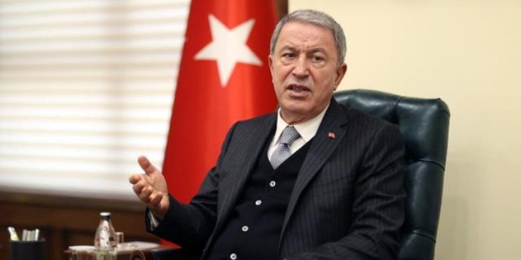 Akar: Deprem dolayısıyla erken terhis yok