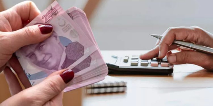 Akhisar Belediyesi'nde en düşük işçi maaşı 11 bin 300 TL