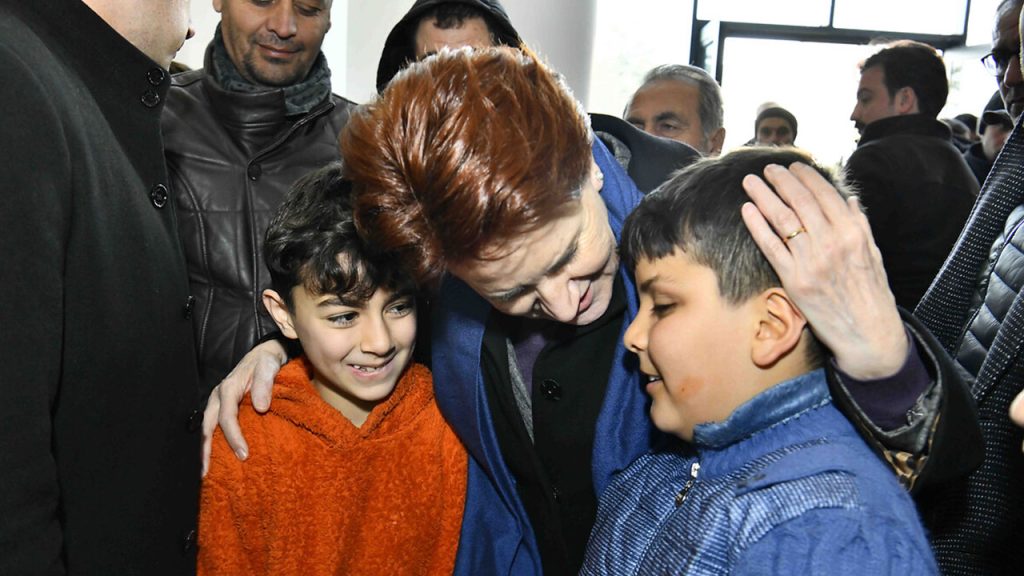 Akşener uyardı: Küçük çocukların peşinde olacaksınız