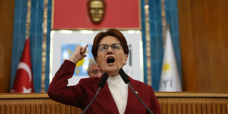 Akşener’den Erdoğan’a Sinan Ateş tepkisi: Kan senin de eline bulaşır