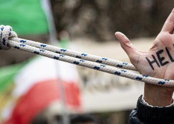 Alman medyası: İran’da göstericilere işkence yapıldı