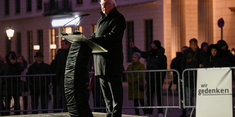 Almanya Cumhurbaşkanı'ndan Türkçe, Kürtçe ve Arapça mesaj: Ortak ülkemiz olan Almanya sizin yanınızda