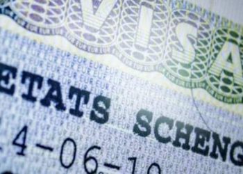 Almanya, ülkede yakını bulunan depremzedelere üç aylık vize vereceğini açıkladı, İngiltere’de de vize için imza kampanyası başlatıldı