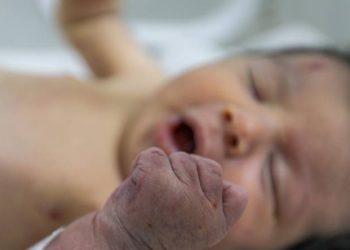 Annesi enkaz altında doğum yapmıştı; bütün ailesini depremde kaybeden bebeğin kimsesi kalmadı