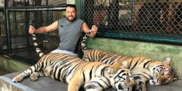 Antakya’da yüzlerce kişiye mezar olan binanın AKP’li müteahhidi malzemeden çalmış!