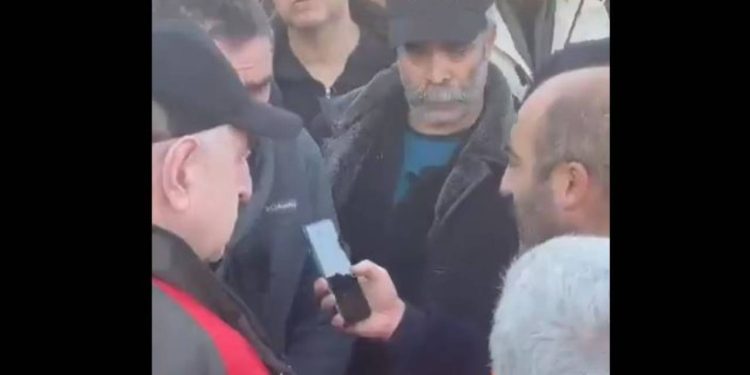 Arama-kurtarma görevlisi Ümit Özdağ'a isyan etti: Biz depreme odaklandık, yok Hristiyan, yok Suriyeli bu lafları duymaktan bıktık