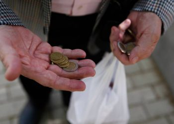 Asgari ücret ilk ay bile yetmedi: Bir ailenin sadece asgari gıda harcaması 8 bin 782 lira