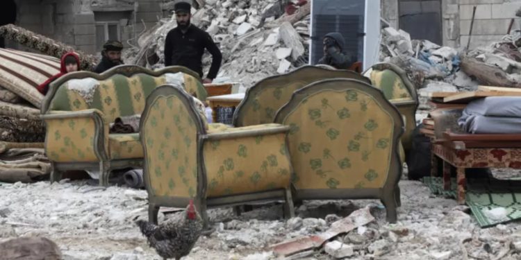 BM deprem nedeniyle 5,3 milyon kişinin evsiz kalmış olabileceğini açıkladı