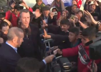 Babacan'dan Adıyaman'da para dağıtan Erdoğan'a tepki: Normal değil