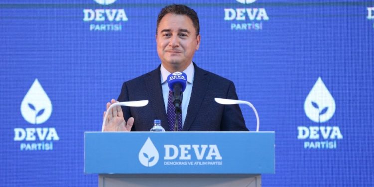 Babacan'dan 'davanın asıl savcısı' Erdoğan'a Boğaziçi çağrısı