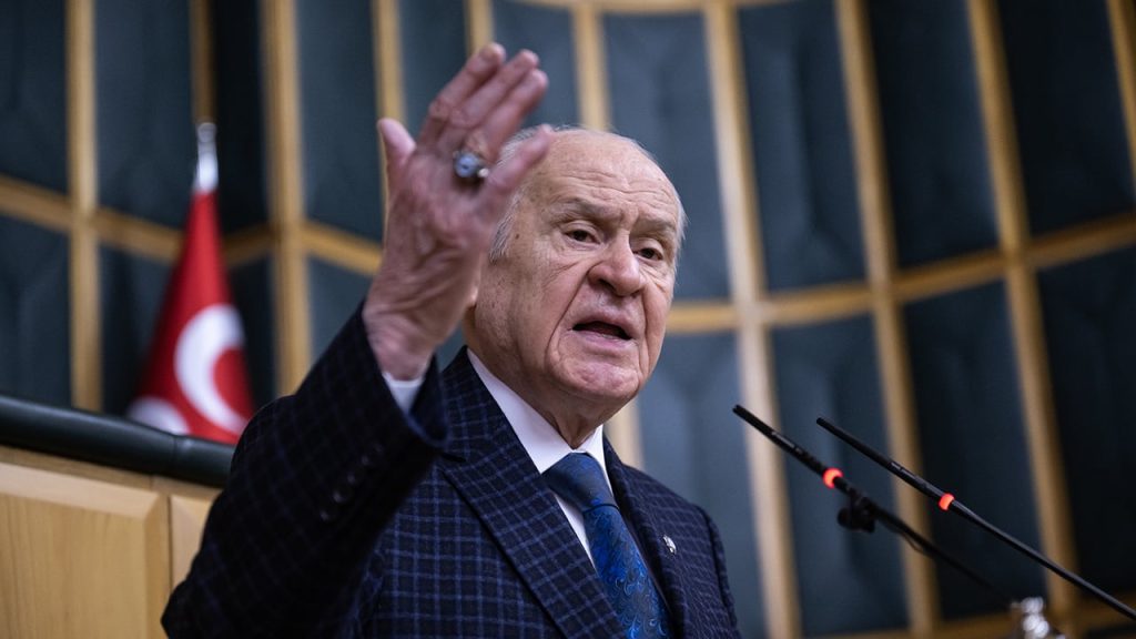 Bahçeli: Depremi fırsat bilen sosyal medya farelerine göz yummayacağız