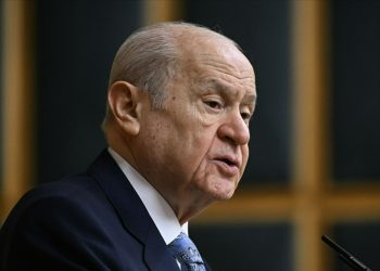 Bahçeli'nin hedefinde 'Hükümet İstifa' diyen Fenerbahçe taraftarı var