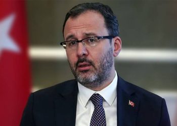 Bakan Kasapoğlu, depremzedelerin kullanımına açılan tesis ve salonları duyurdu