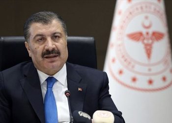 Bakan Koca: Deprem bölgesinde bir suçiçeği vakası saptandı