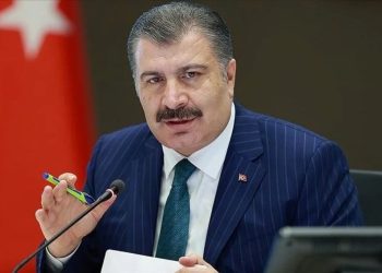 Bakan Koca: SMA Bilim Kurulumuz toplandı, artık iki ilaç tedavi rehberinde