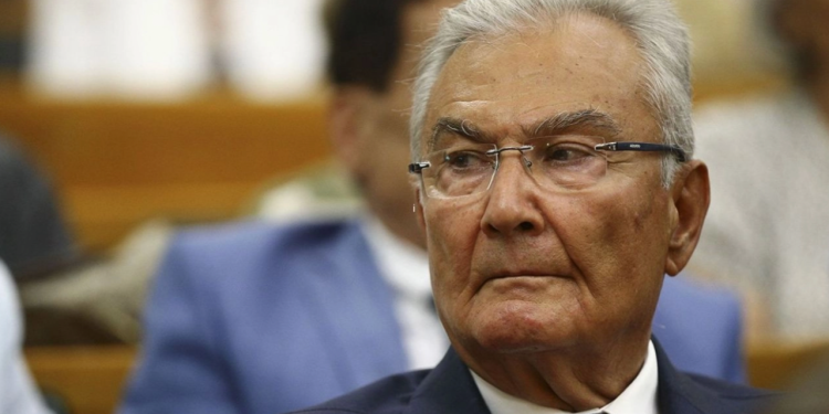 Bakanlar ve siyasetçilerden Baykal için taziye mesajları