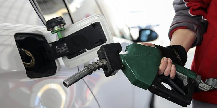 Benzin ve motorine zam