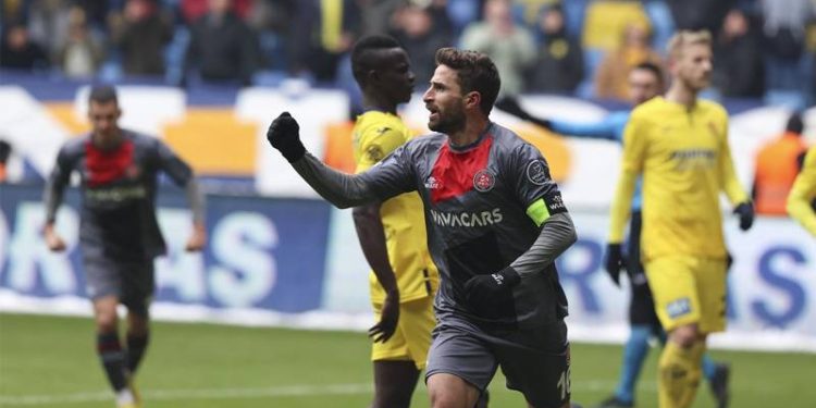 Beşiktaş'tan Karagümrük'e yeni teklif; Borini'ye karşılık Muleka