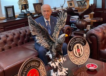 Beşiktaş’tan istifa edememiş, Bahçeli aidat ödemediği için üyeliği düşürülmüş!