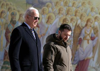 Biden'dan Zelenskiy'ye net yanıt: Şu aşamada Ukrayna'ya F-16 gönderilmeyecek