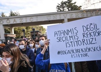 Boğaziçi Üniversitesi davasında salona polis girdi, öğrencilere ceza yağdı